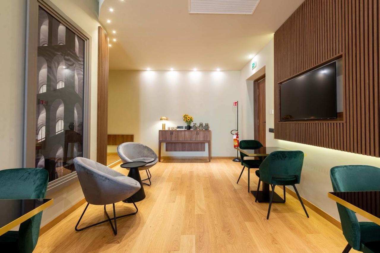 Elical Exclusive Private Suites — Foto’s 1